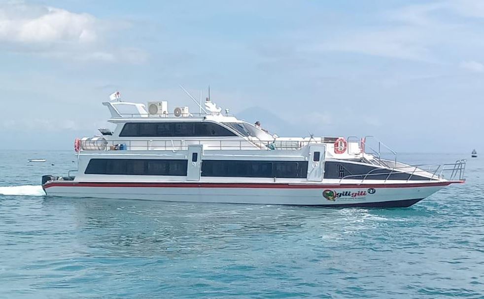 Gili Gili Fast Boat padang bai to lombok